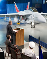 Η Boeing παρουσίασε το πρώτο EA-18G Growler