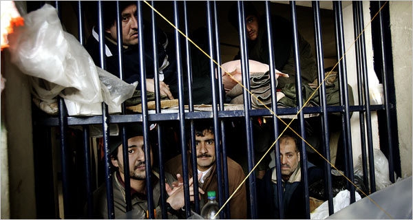 Στιγμές αγωνίας στην Τουρκία. Η απεργία πείνας των Κούρδων φυλακισμένων συνεχίζεται για 44η ημέρα