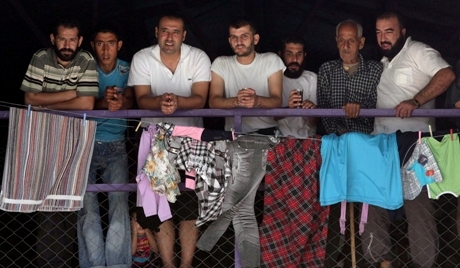 Η Τουρκία αρνείται ότι έκλεισε τα σύνορα με την Συρία λόγω προσφύγων