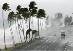 Υποβαθμίστηκε σε τροπική καταιγίδα ο Sandy, ενώ σταδιακά πλησιάζει τις ακτές των ΗΠΑ