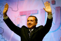 Ο Ερντογάν θέτει για δεύτερη φορά το θέμα της επαναφοράς της θανατικής ποινής!