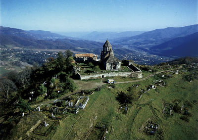 Ορθόδοξα μοναστήρια “ξεπουλούν” οι Αλβανοί
