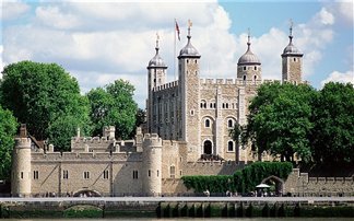 Πύργος Λονδίνου: Απόπειρα κλοπής των κοσμημάτων της βασίλισσας!