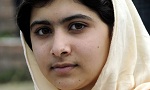 Η 14χρονη Malala που επέζησε από τους Ταλιμπάν και κινδυνεύει με θανατική ποινή