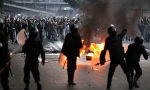 Αίγυπτος: Συνεχίστηκαν για δεύτερη μέρα τα επεισόδια μεταξύ διαδηλωτών και αστυνομίας