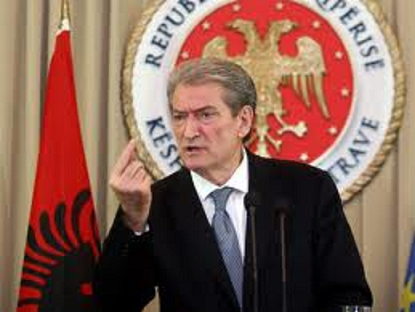 ΗΠΑ “αδειάζουν” Αλβανούς εθνικιστές!