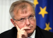Όλι Ρεν: “Τα χειρότερα πέρασαν για την ευρωζώνη”