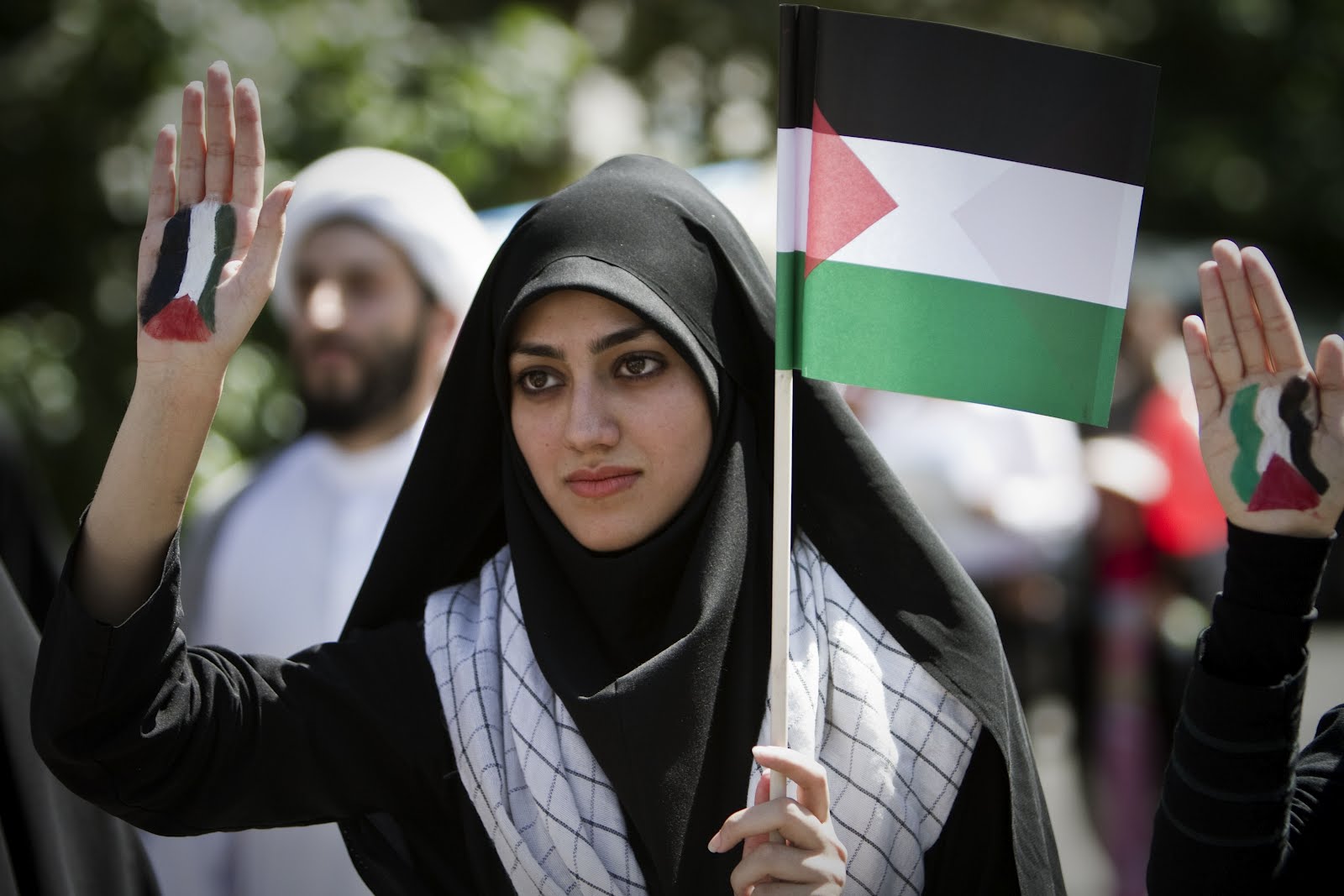 Έφοδος των Ισραηλινών σε παλαιστινιακές ΜΚΟ
