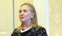 Η Χίλαρι Κλίντον υπόσχεται να αποσυρθεί οριστικά από την πολιτική