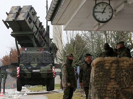 Γερμανοί στρατιώτες έφθασαν στην Τουρκία για την εγκατάσταση των πυραύλων Patriot