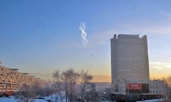 Έλικα DNA εμφανίζεται πάνω από την Μόσχα!