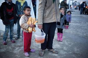 Ενέκρινε η συριακή κυβέρνηση τη διανομή τροφίμων
