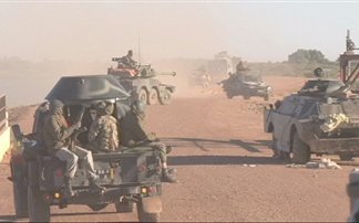 Γαλλικά μαχητικά κτύπησαν θέσεις ισλαμιστών ανταρτών στο Β.Μάλι
