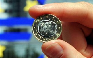 Ανακάμπτει το ευρώ εν όψει των δηλώσεων Ντράγκι