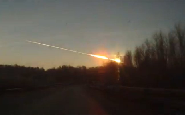 Μετεωρίτες εκρήγνυνται στη Ρωσία