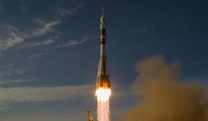 Η Ρωσία επιστρέφει στη Σελήνη το 2015