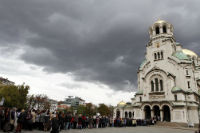 Στην Βουλγαρία αρχίζουν ομαδικές δεήσεις για να σταματήσουν οι αυτοκτονίες