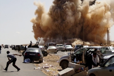 Αιματηρές συγκρούσεις στη Λιβύη
