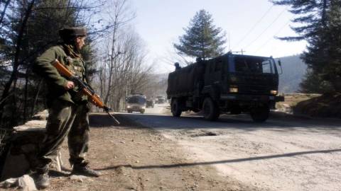 Ανταλλαγή πυροβολισμών στα σύνορα μεταξύ Ινδίας και Πακιστάν