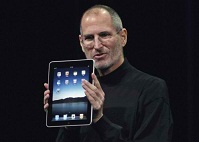 ΗΠΑ: “Πάτωσε” η ταινία για τη ζωή του Steve Jobs