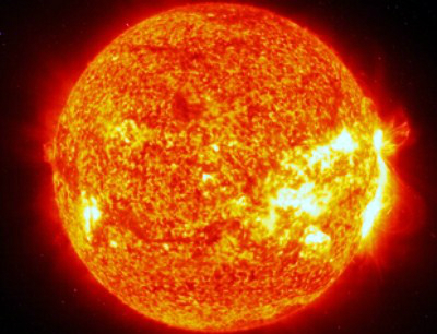 Ήλιος: Ερευνητές κατάφεραν να εξηγήσουν την θερμοκρασία στο Στέμμα του