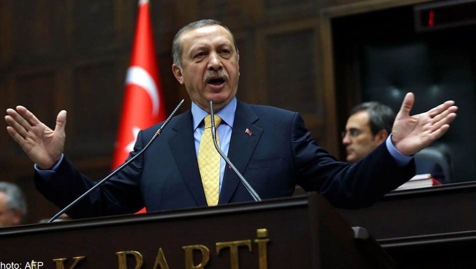 Με εκατ.δολάρια χρηματίστηκαν οι υπουργοί στην Τουρκία