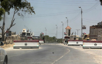 Τέσσερις στρατιώτες νεκροί και εννέα τραυματίες από επιθέσεις στο Σινά