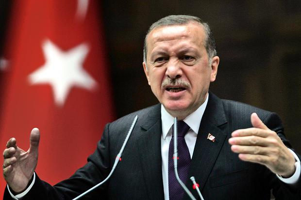 Σε ελεύθερη πτώση η δημοτικότητα Ερντογάν στην Τουρκία
