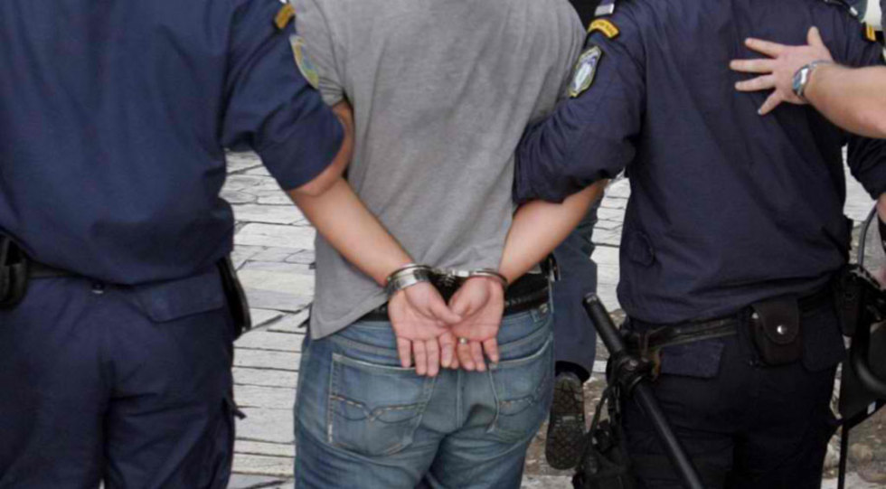 Άρτα: Συνελήφθη 48χρονος για κατοχή ναρκωτικών ουσιών