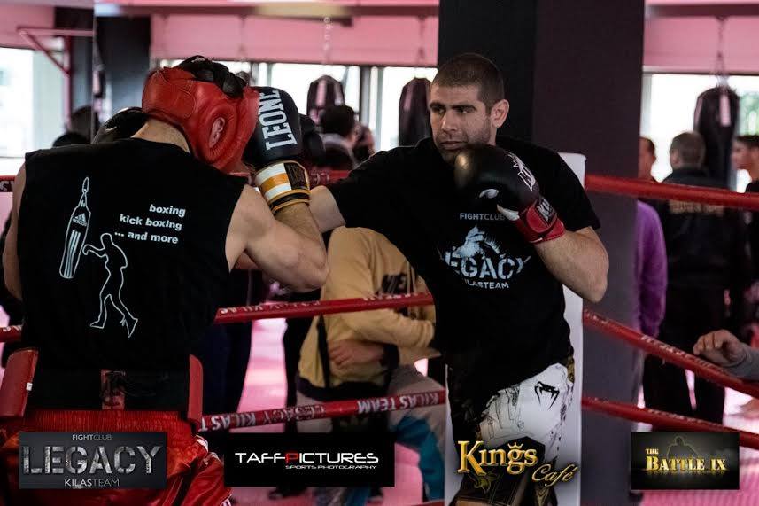 Θανάσης Κύλας: Ο Ελληνας παγκόσμιος πρωταθλητής πλέον διδάσκει στο δικό του fight club (vid)