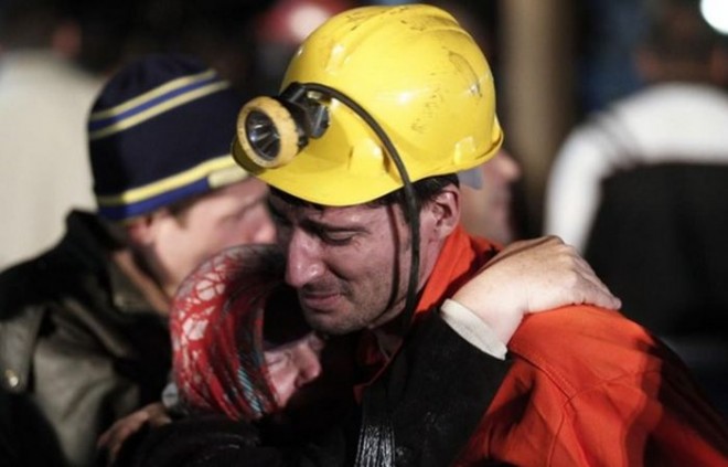 Ολοκληρώθηκε ο τραγικός απολογισμός στην Τουρκία – 301 νεκροί