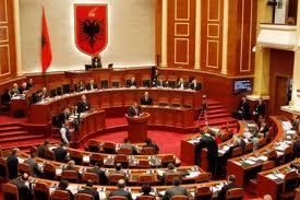 Ένταση στην αλβανική βουλή για τα θαλάσσια συνορά μας