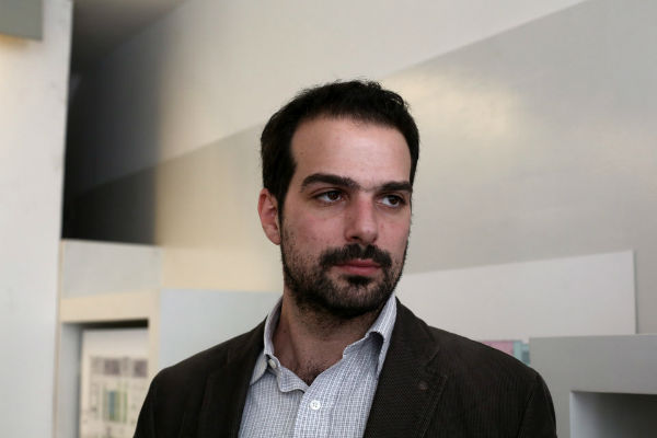 Ο Γαβριήλ Σακελλαρίδης καταγγέλλει πολιτικούς εκβιασμούς πίσω από «ροζ» βίντεο-καρότο