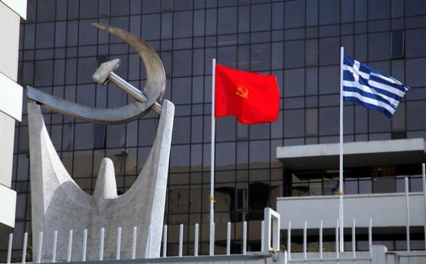 Συλληπητήρια από το ΚΚΕ για τον θάνατο του Σταύρου Ψυχάρη