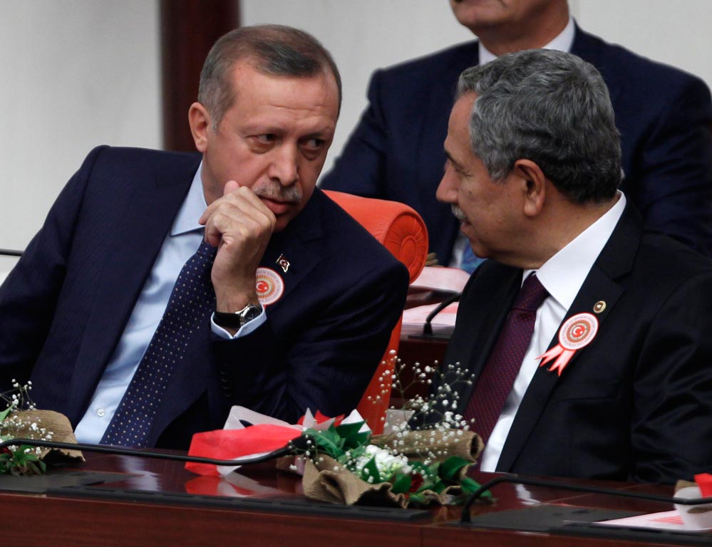 Αρίντς: Επικρατέστερος υποψήφιος για την προεδρία ο Ερντογάν