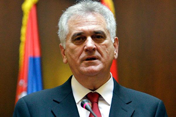 «Προδότη» φώναζαν στον πρόεδρο της Σερβίας οι Σέρβοι του Κοσόβου [βίντεο]