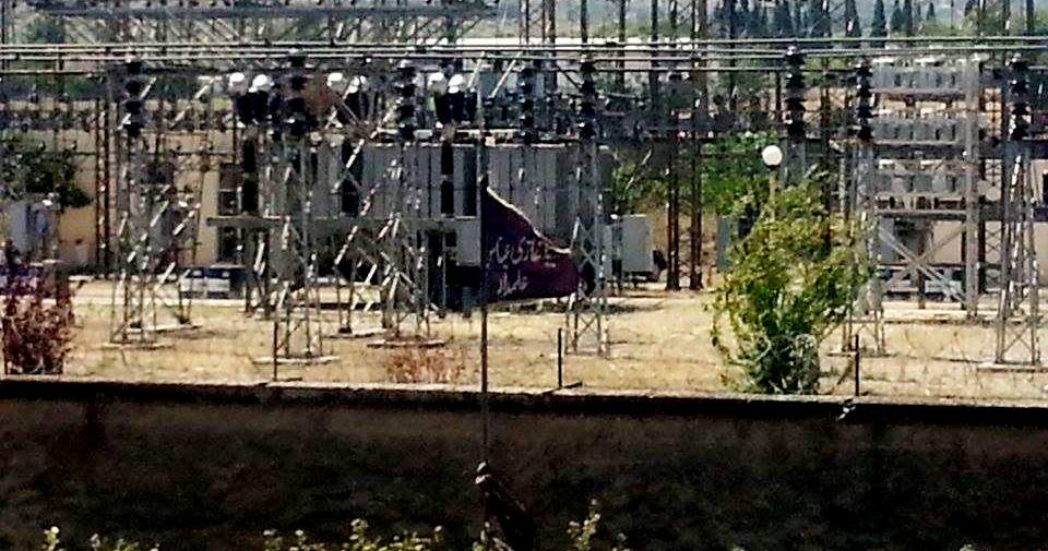 Οι ισλαμιστές είναι ήδη εδώ – Σήκωσαν σημαία των τρομοκρατών του ISIL στη Θήβα!