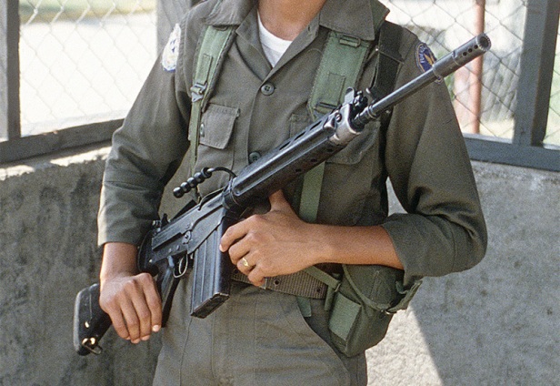 FN FAL: Ένα από τα πιο επιτυχημένα τυφέκια μάχης στον κόσμο [βίντεο] – Pronews.gr