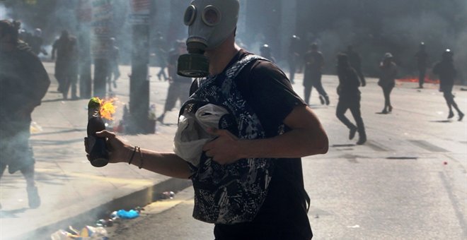 ΧΑΟΣ: Αλήτες και τρομοκράτες καίνε πάλι την Ελλάδα και η κυβέρνηση τους “χαϊδεύει” [upd 3]