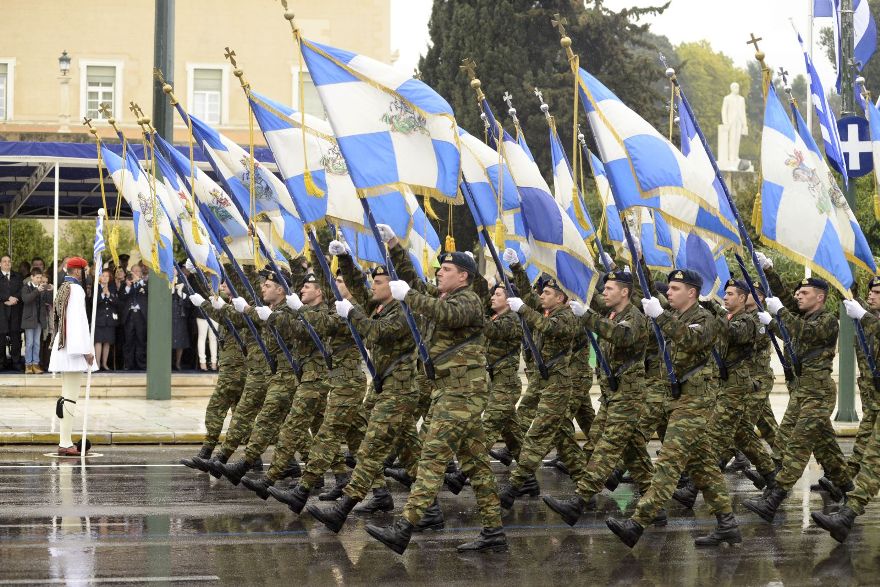 Η στρατιωτική παρέλαση της 25ης Μαρτίου μέσα από φωτογραφίες του ΓΕΕΘΑ