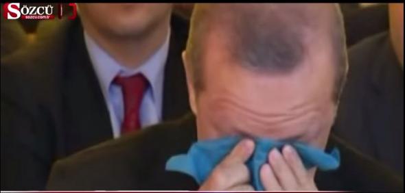 Και κλάμα ο Ερντογάν στην Αλβανία για το τζαμί [βίντεο]