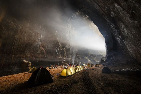 Η σπηλιά που έχει το δικό της δάσος και βρίσκεται στο Βιετνάμ (vid)