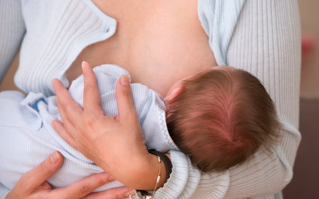 Τα οφέλη του μητρικού θηλασμού για την υγεία του βρέφους