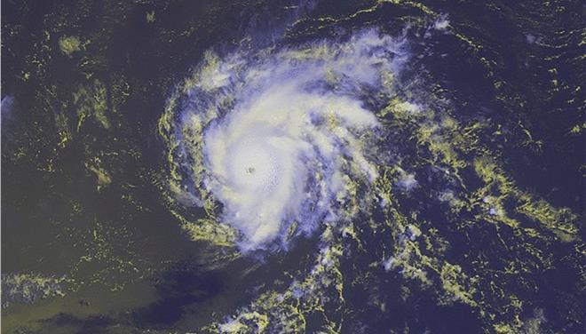 ΗΠΑ: Ενισχυμένος ο τυφώνας Ντάνι περνά από την Καραϊβική