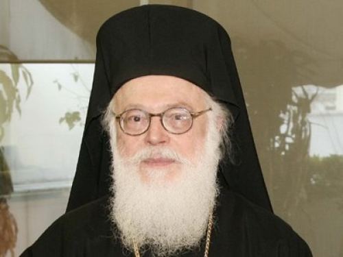 Εκκλησία Αλβανίας: “Ο Αρχιεπίσκοπος Αλβανίας δέχεται περίεργες επιθέσεις – Έχει θεραπευτεί”!