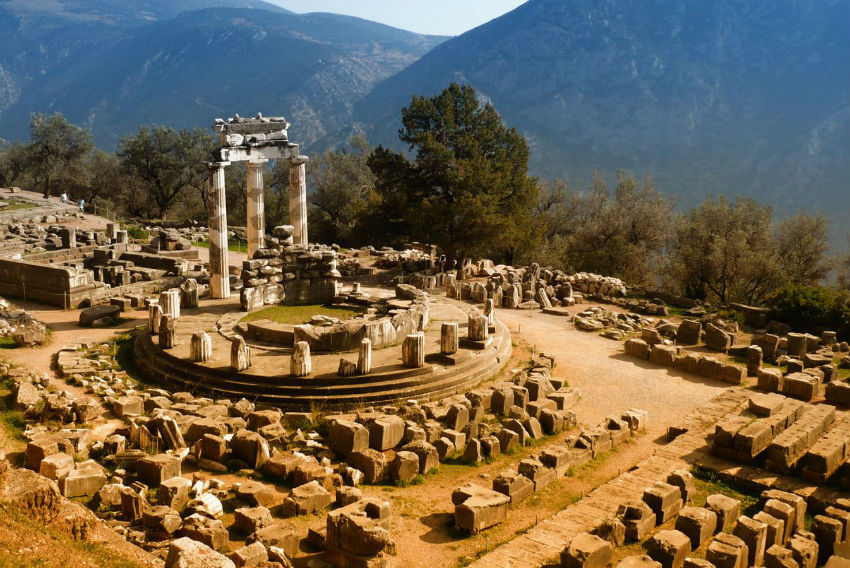 Πώς και από ποιον δημιουργήθηκε το Μαντείο των Δελφών