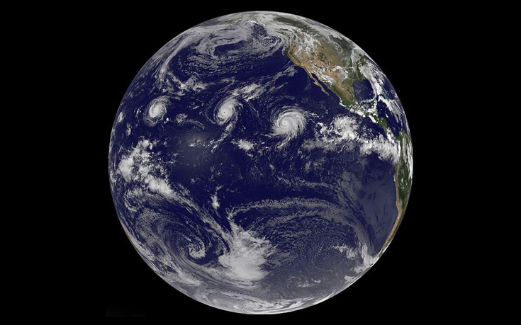 Για πρώτη φορά στην ιστορία 3 τυφώνες κινούνται μαζί στον Ειρηνικό Ωκεανό [εικόνες]