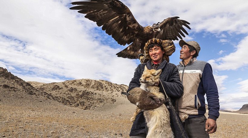 Εντυπωσιακές φωτογραφίες: Αυτοί είναι οι «αετοί – κυνηγοί» στα βουνά Αλτάι (vid)