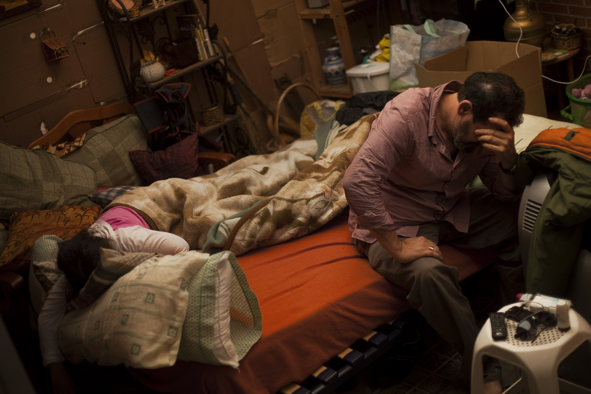 Ισπανία: Με τα ΜΑΤ να περιμένουν οι εξώσεις συνεχίζονται – Για τον Σόιμπλε είναι παράδειγμα προς μίμηση [εικόνες]