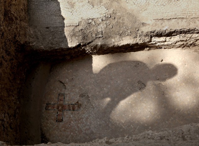 Ένας σταυρός λύνει το μυστήριο του τάφου των Μακκαβαίων;